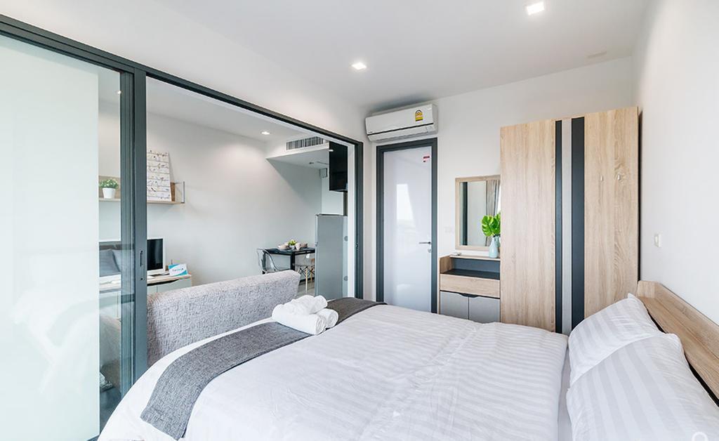 Wooden Suites Банкок Екстериор снимка
