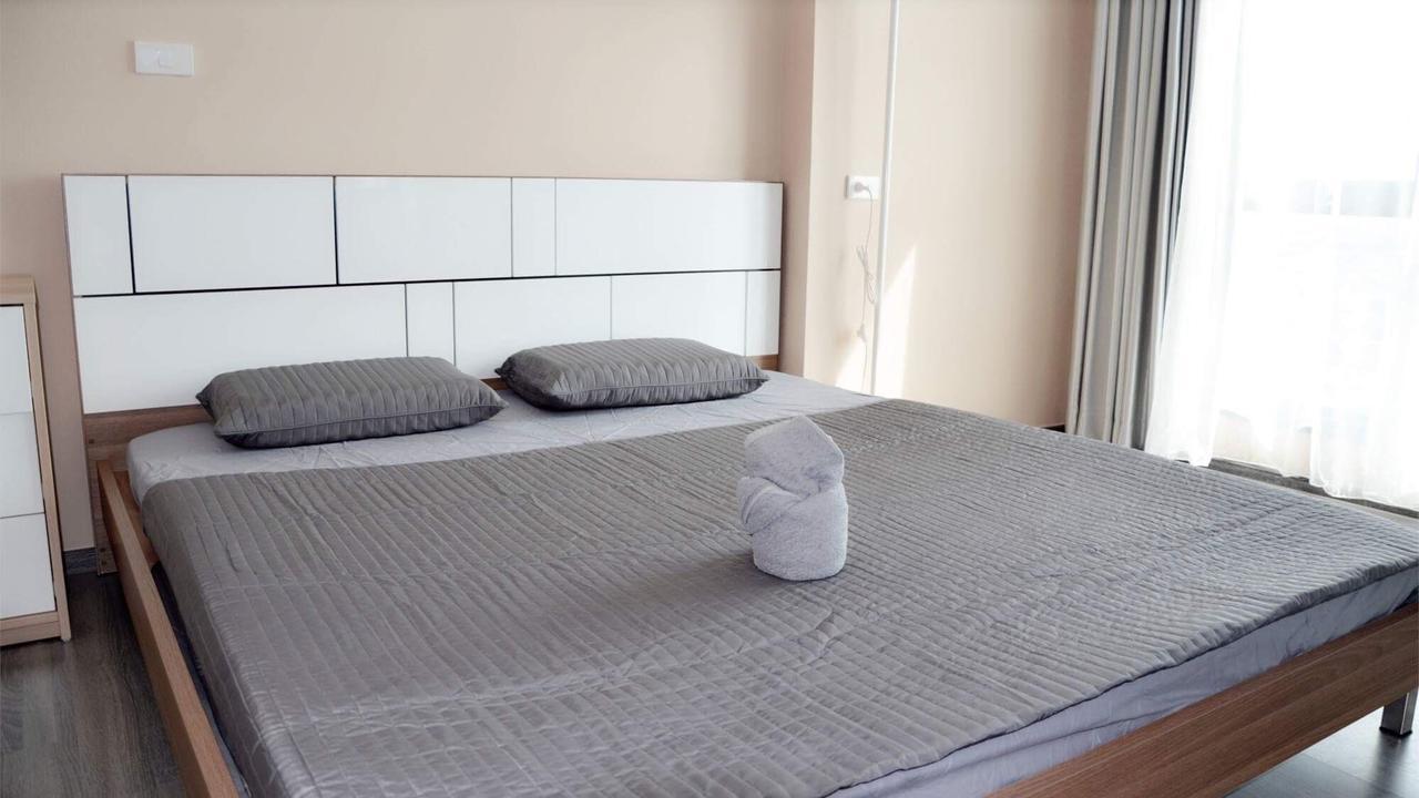 Wooden Suites Банкок Екстериор снимка